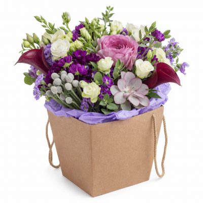 Стильная коробка с цветами «Торжество цвета»